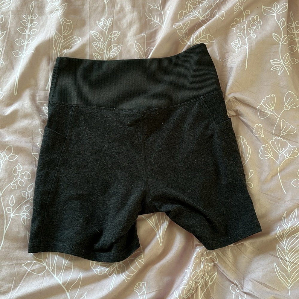 Women's Black High-Waisted Biker Shorts - Picture 3 of 4